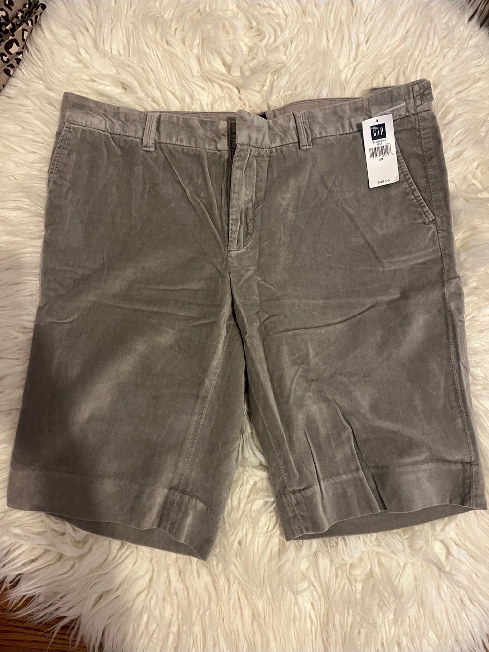 NWT Gap Gray Velvet Shorts . Sz 12